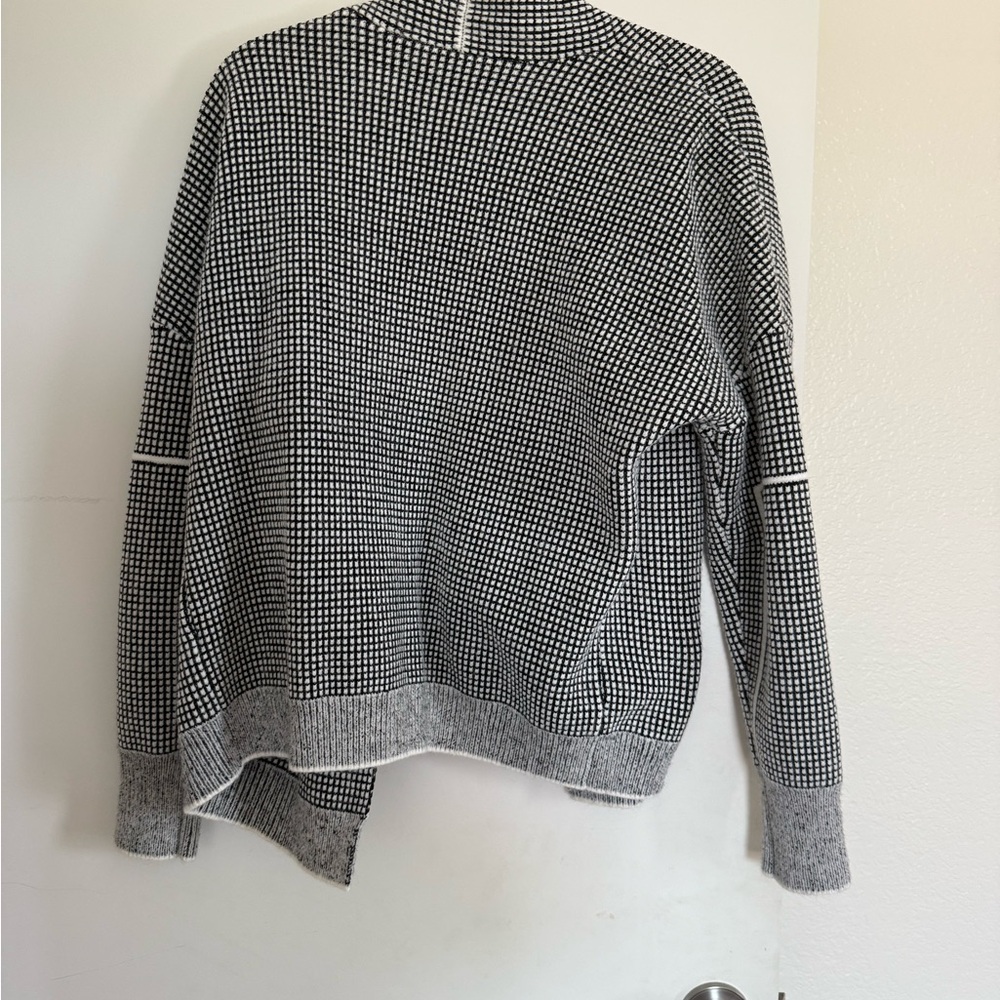 Women’s Black and White Cardigan